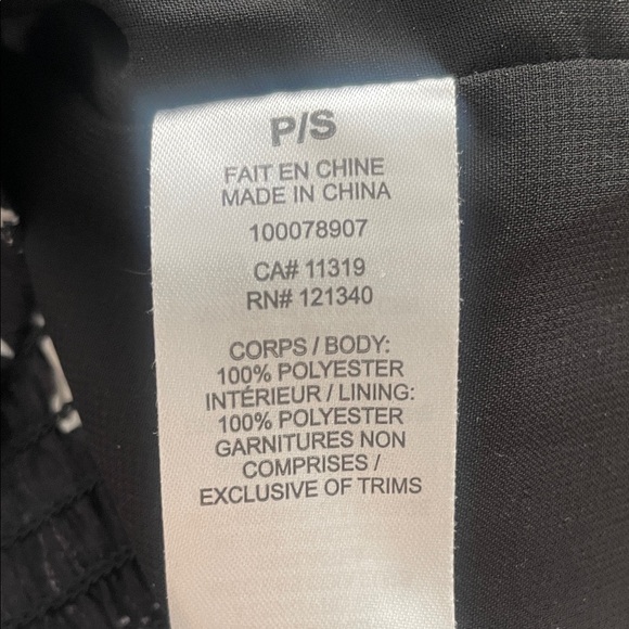 Floral Black and White Women's Crop Blouse - Picture 12 of 15